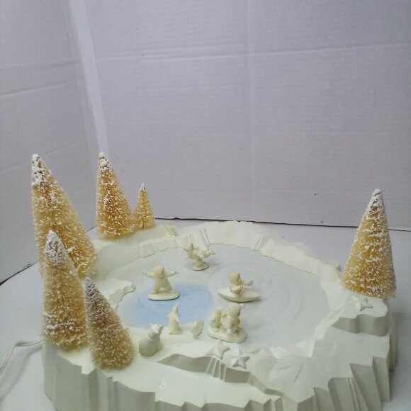 Department 56 Snowbabies Animated Skating Pond Christmas Holiday - Picture 4 of 15